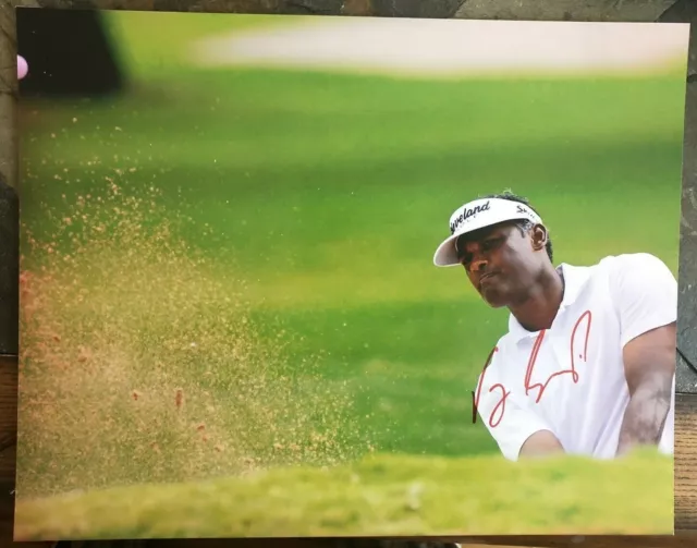 Vijay Singh Autographed PGA Golf Signed 11x14 Photo