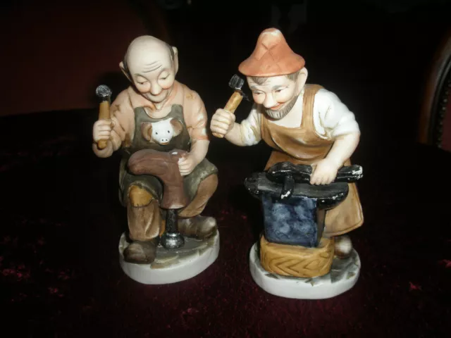 Zwei Figuren, "Zwei Arbeiter"; H-15cm