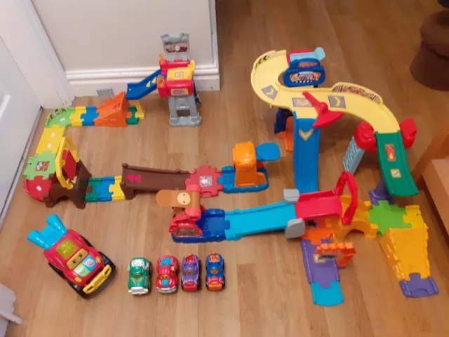 Vtech toot toot drivers extreme shop stunt set