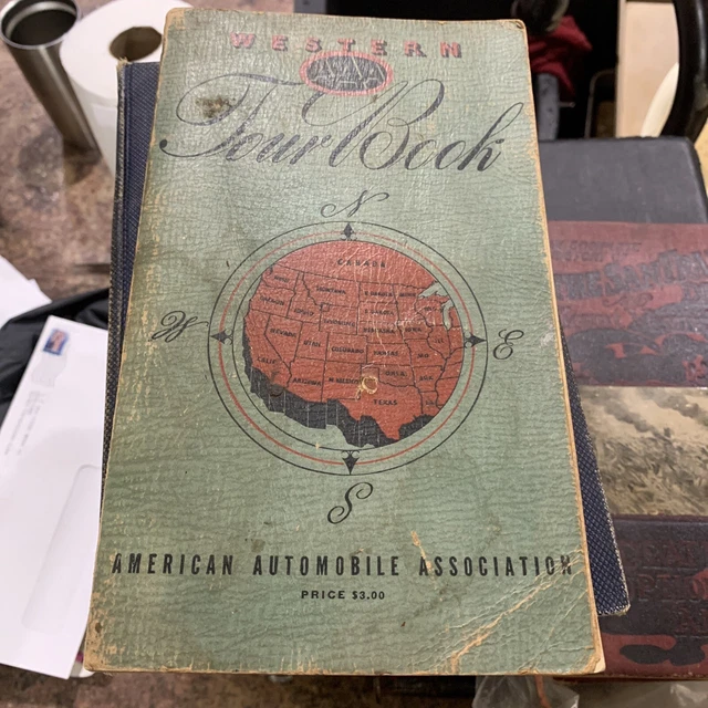 VINTAGE 1942 AAA TOUR BOOK & MAP OF WESTERN STATES W fold out map