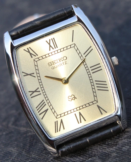 SEIKO QUARTZ SLIM Wrist Watch Roman Dial New Battery Japan Made EUR 10