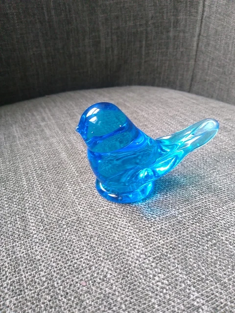 Bluebird of Happiness Signed Leo Ward 1990 Art Glass Figurine