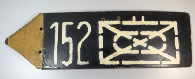 US Army WW2 Pointer Road Sign to a Battalion in an Armored Infantry Division 152