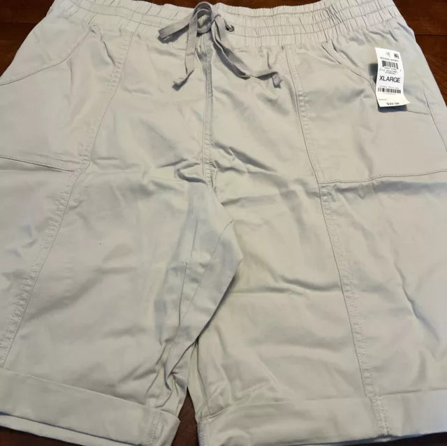 Karen Scott Women’s Shorts Size XL Color: Stonewall