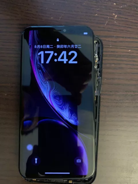 Original iPhone 11 Display Bildschirm OLED, B-Ware mit Farbe-Fleck