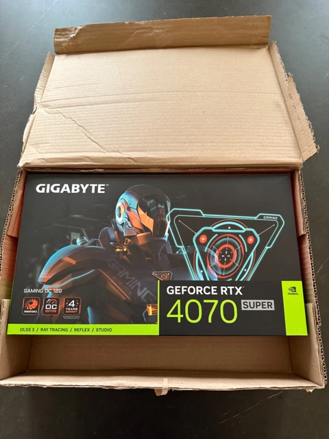 Carte Graphique NVIDIA GeForce RTX 4070 – 12 Go GDDR6X, Reconditionnée, 2 Ventilateurs