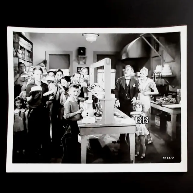 Movie Photo Still of Shirley Temple & Cast Kitchen Scene Doras Dunking Doughnuts