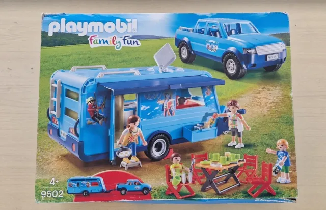 Playmobil Family Fun 9502 Pick Up Car and Camper Caravan Boxed  en buen estado
