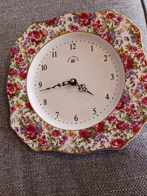 Vintage ROYAL WINTON Grimwades Ltd England "WELBECK' Porcelain Floral Wall Clock