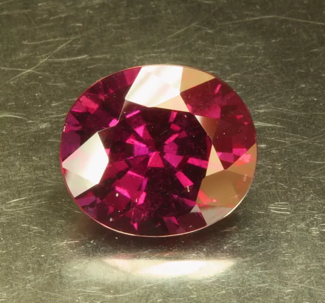 RHODOLITH / RHODOLITE    super  Farbe  "Magenta"   5,15 ct