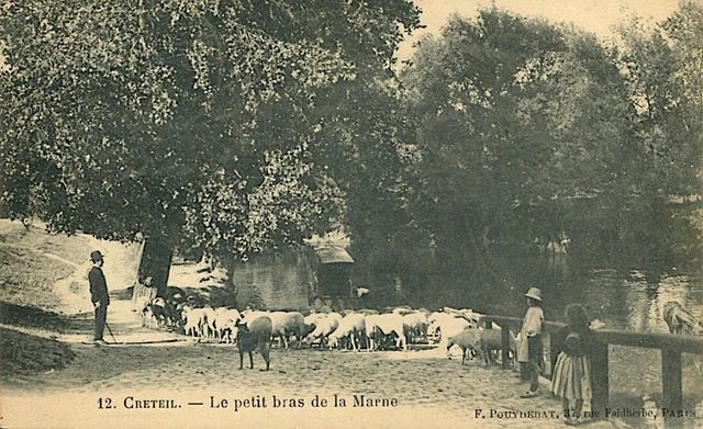 CPA 94 - Creteil - Le petit bras de la Marne
