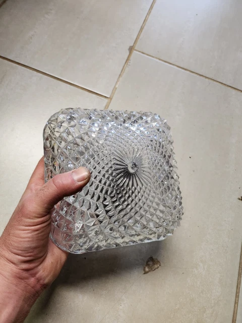 Lustre plafonnier noir avec 4 tiges croisées • Luminaires Tendance