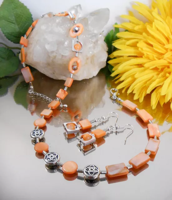 2er Set Collier + Ohrringe aus schimmerndem Perlmutt Orange Form Mix