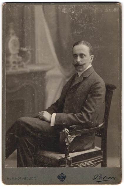 Fotografie C. Pietzner, Wien, Mariahilferstrasse 3, Bürgerlicher mit traurigem