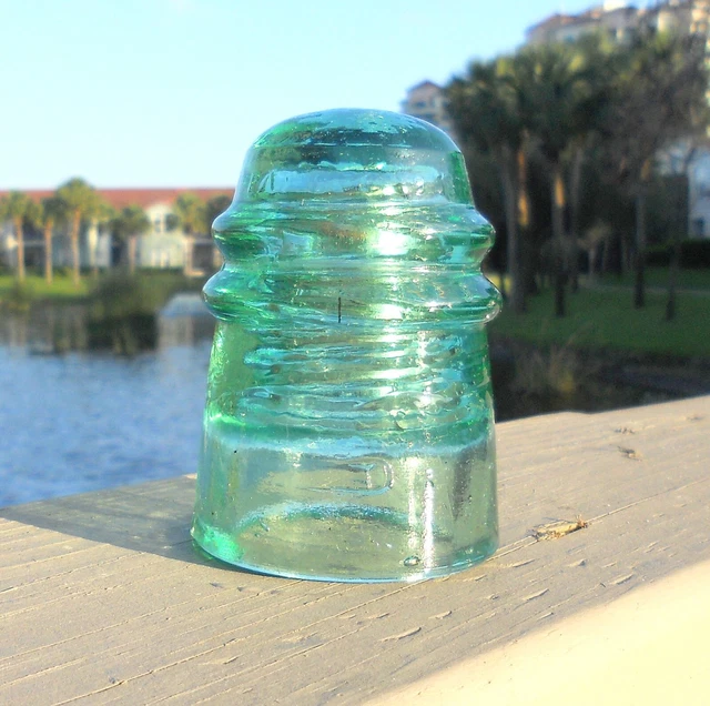 ICE YELLOW GREEN CD 120 PATENT 1871 GLASS INSULATOR w/ MILK