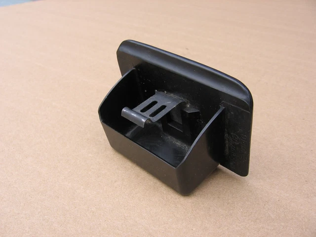 👉1982 1992 82 92 Camaro Firebird Ash Tray--For Rear Center Console Passenger