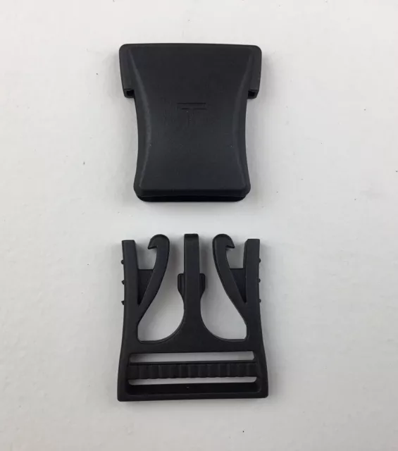 Tumi Replacement Parts - Pair of Plastic Fastener Clips SRU38