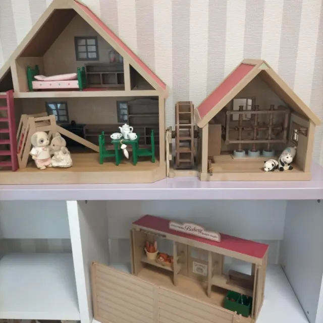 Sylvanian Families Early Retro Year End Renewal
