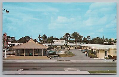 Hotel & Resort~Tropical Palms Motel~Fort Lauderdale FL~Street~Vintage Postcard