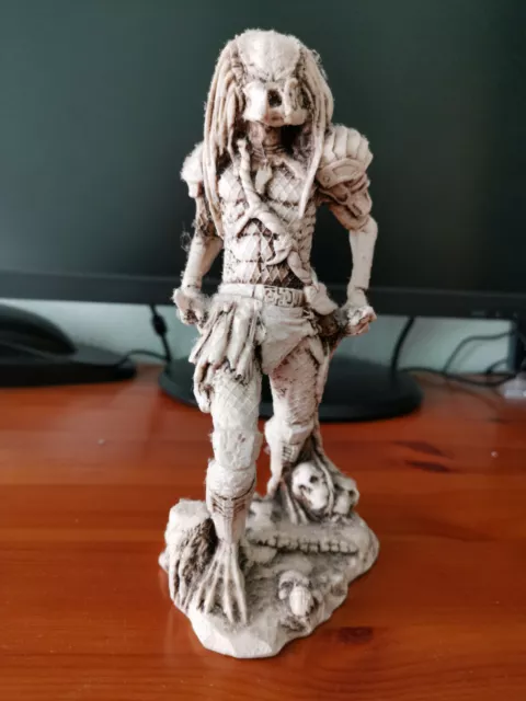 Figura Predator Hecha A Mano.- Pieza De Coleccionismo