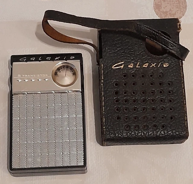 ancienne radio 8 transistor Galaxie années 1960   