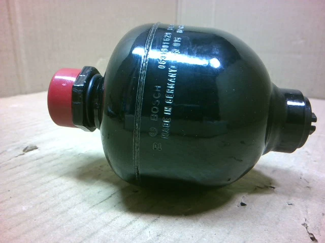 Bosch Rexroth 0531601529 Diaphragm Accumulator HAD0 0.35L - New No Box