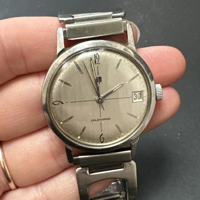 Montre Vintage LIP – Mécanique Manuelle, Boîtier Acier, Cadran Bleu – Années 1960, Occasion Authentique