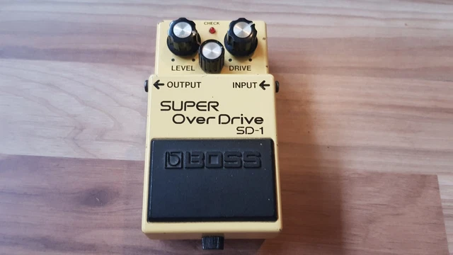 BOSS SD-1 Super Overdrive Effektgerät