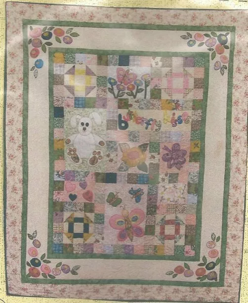 Butterfly Kisses -  cot quilt pattern by Therese Hylton