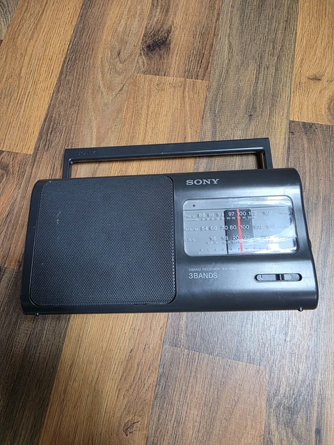 RADIO Vintage of 1998 ! Sony ICF-790 + Test OK ! (Gebraucht) in Genève für CHF 34.9 – mit