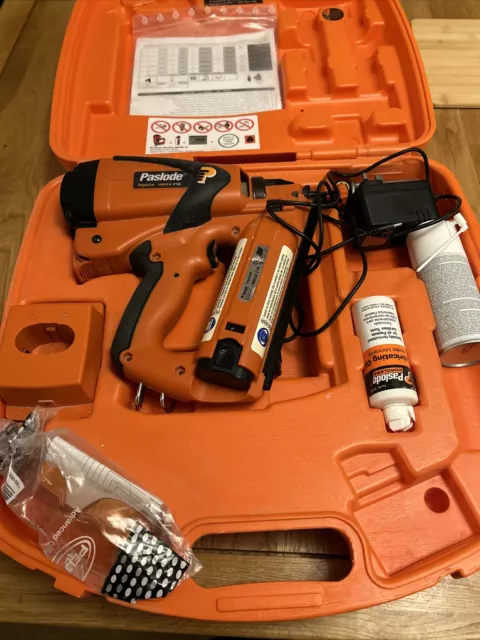 Paslode IM65A F16 Cordless Nail Gun