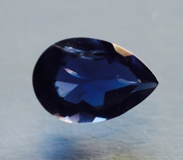 0,78 ct Belle Iolite de l'Inde