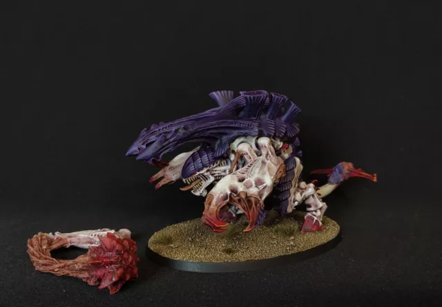 Warhammer 40k commission painted and magnetized Tyranid Swarmlord