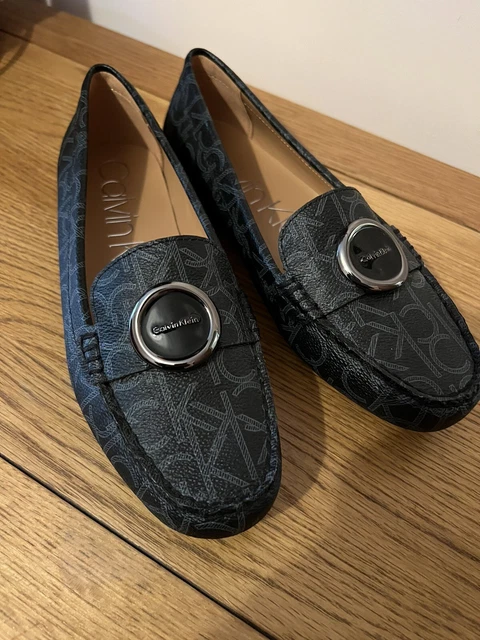 Calvin klein deals women's flats