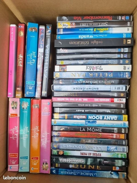 gros lot de DVDs divers, films, dessins animés, humour, séries