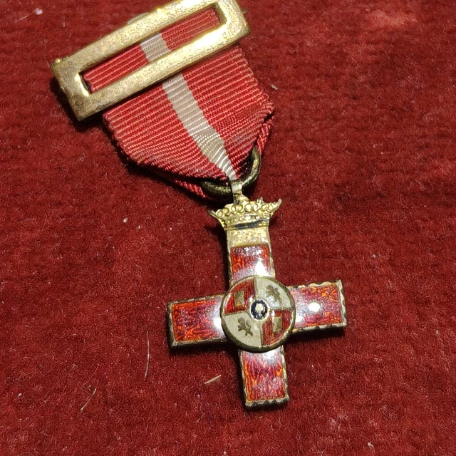 LOT MEDAILLES MILITAIRE Croix Guerre Etoile Et Legion Honneur En Boite