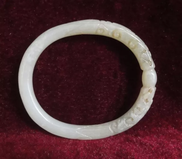 Old Chinese Hand Carving Beasts Natural Celadon Nephrite Jade Women Bangle