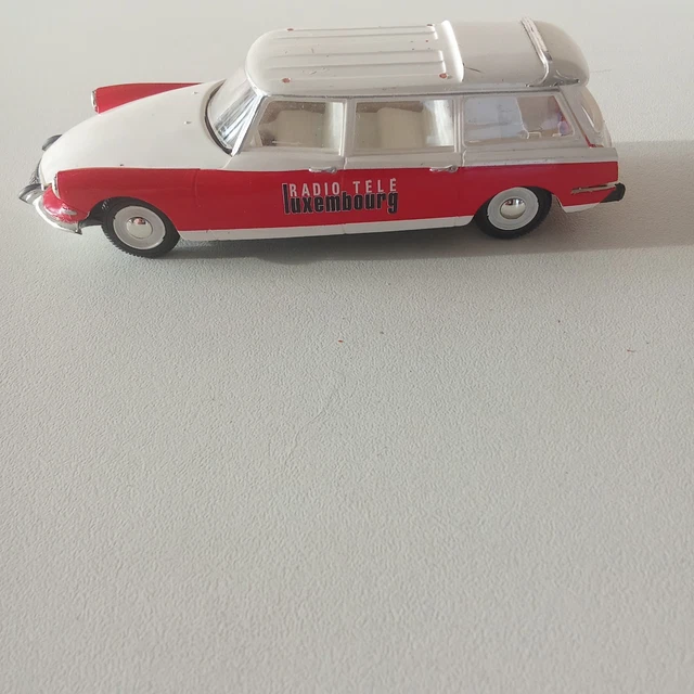 CITROËN ID 20 Break Ambulance de Pompiers 1972 1/43 Norev Boite Souple