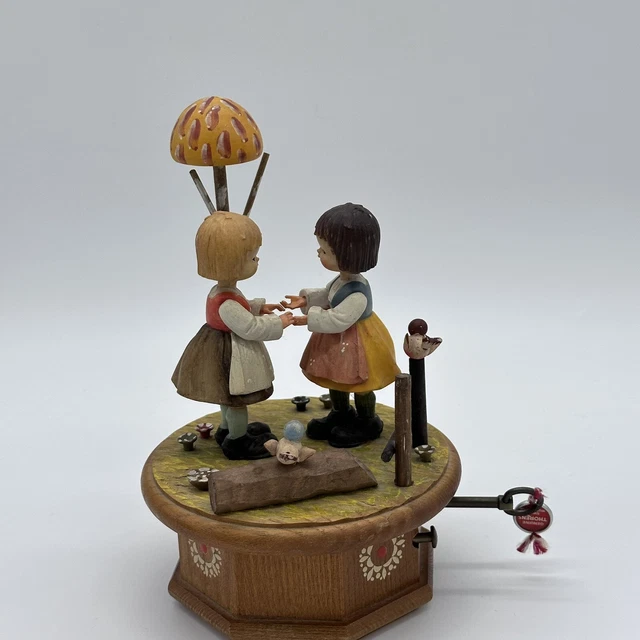 Vintage Thorens Wood Music Box Two Girls I’d Like To Teach The World To Sing