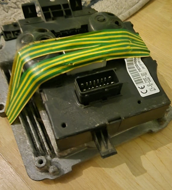 VAUXHALL VIVARO ECU kit £80.00 PicClick UK