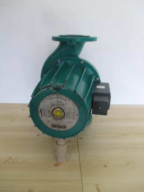 Pumpe Wilo P 65 / 125 r Heizungspumpe 3 x 400 V Umwälzumpe