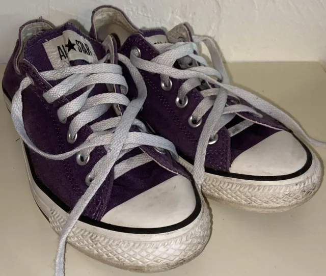 Converse Chuck Taylor Shoes Womens Sz 7 Purple White Canvas Sneakers