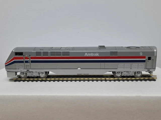 HO SCALE ATHEARN Amtrak P40 / AMD-103 #9 Dummy Locomotive/KIT