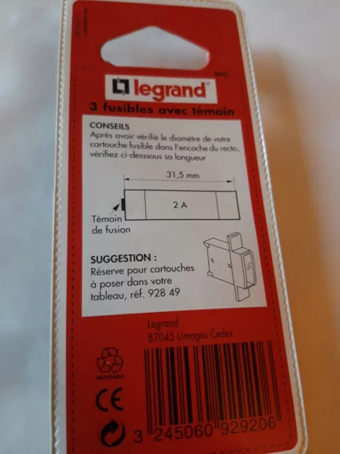 3 Fusibles type gG LEGRAND 2 Ampères  8,5x31,5 mm Avec voyant  400 Volts 2