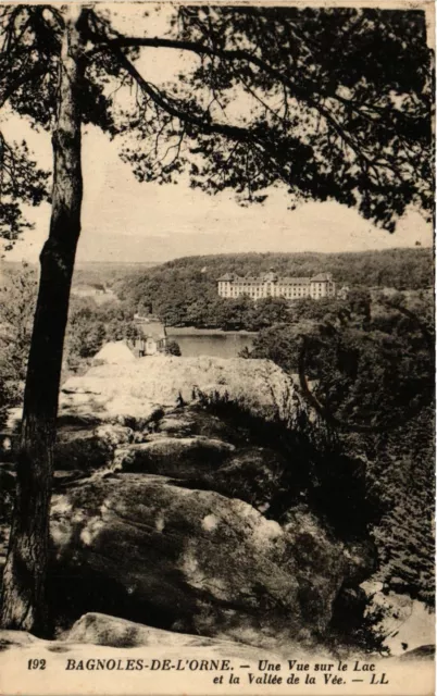 CPA BAGNOLES-de-l'ORNE - Une Vue sur le Lac et la Vallée de la Vée (355104)