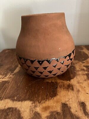 Anthropologie Terra-cotta Style Vase Planter Decorative Vase Boho Spanish Native