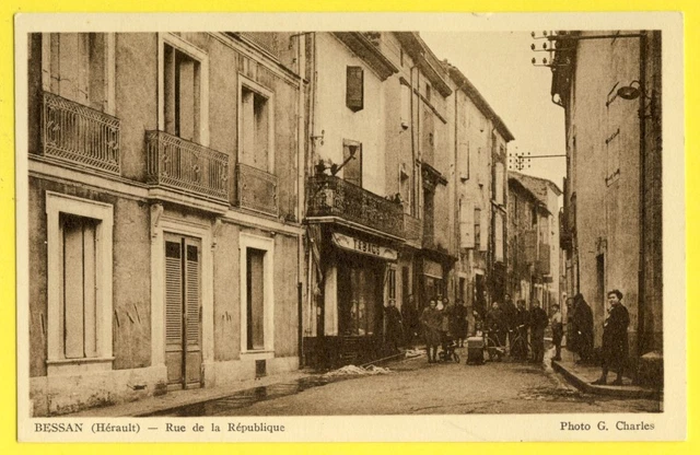 CPA FRANCE 34 " Béziers, Place de la République". | 34 herault