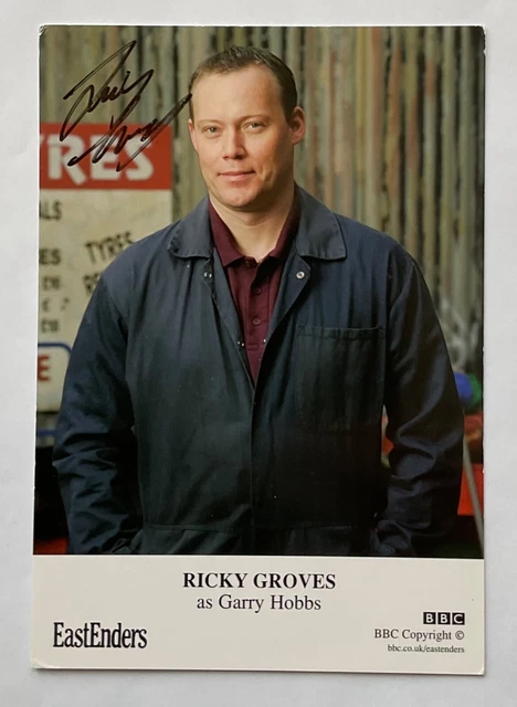 RICKY GROVES Genuine Handsigned Eastenders Castcard 6 x 4