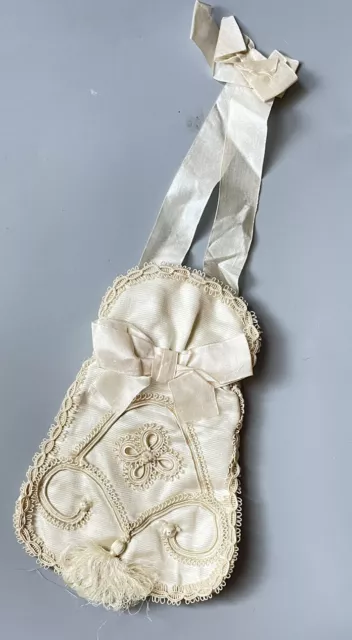 Has Of Wedding Or Communion Antique End 19th Th IN Satin Embroidered & Ribbon