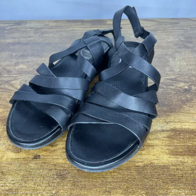 FitFlop Lumy Black Strappy Sandals Shoes Size 7 Womens Style E43-090 Flip Flop